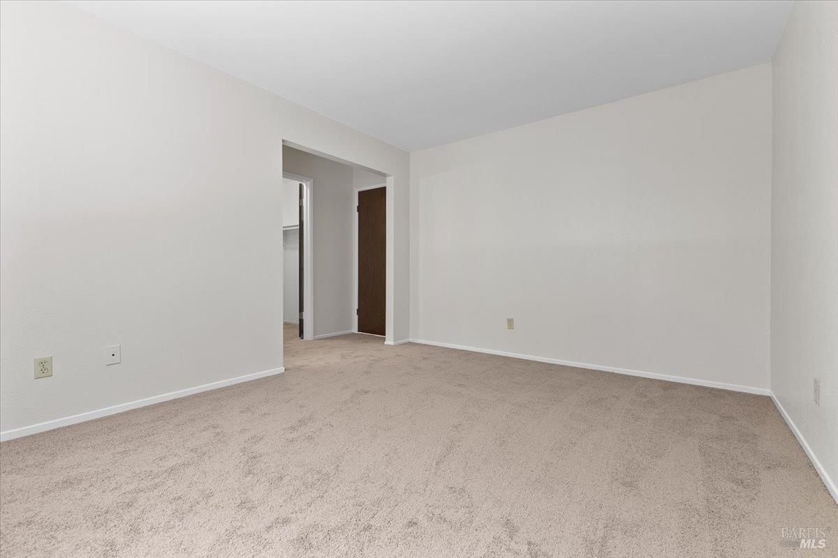 Detail Gallery Image 25 of 37 For 920 Shady Oak Dr, Santa Rosa,  CA 95404 - 3 Beds | 2 Baths