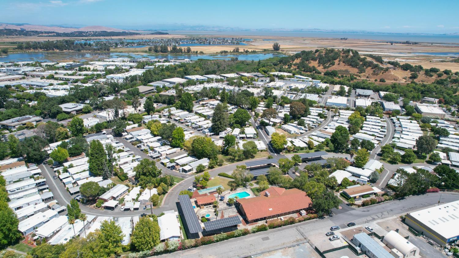 Detail Gallery Image 40 of 44 For 204 Barcelona Ave, Novato,  CA 94949 - 2 Beds | 2 Baths