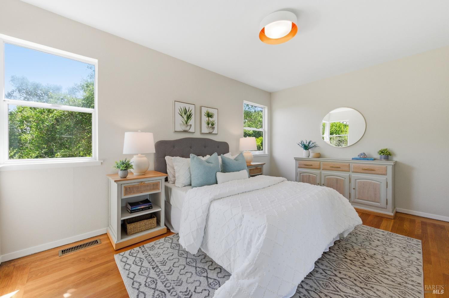 Detail Gallery Image 26 of 59 For 178 Reservoir Rd, San Rafael,  CA 94901 - 4 Beds | 3 Baths