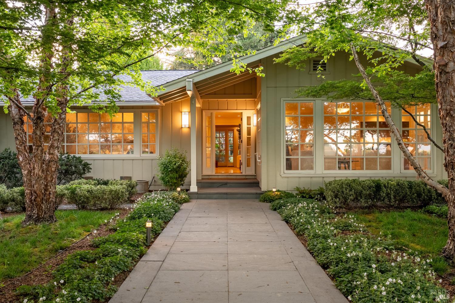 Front Image Thumbnail for BA326023976