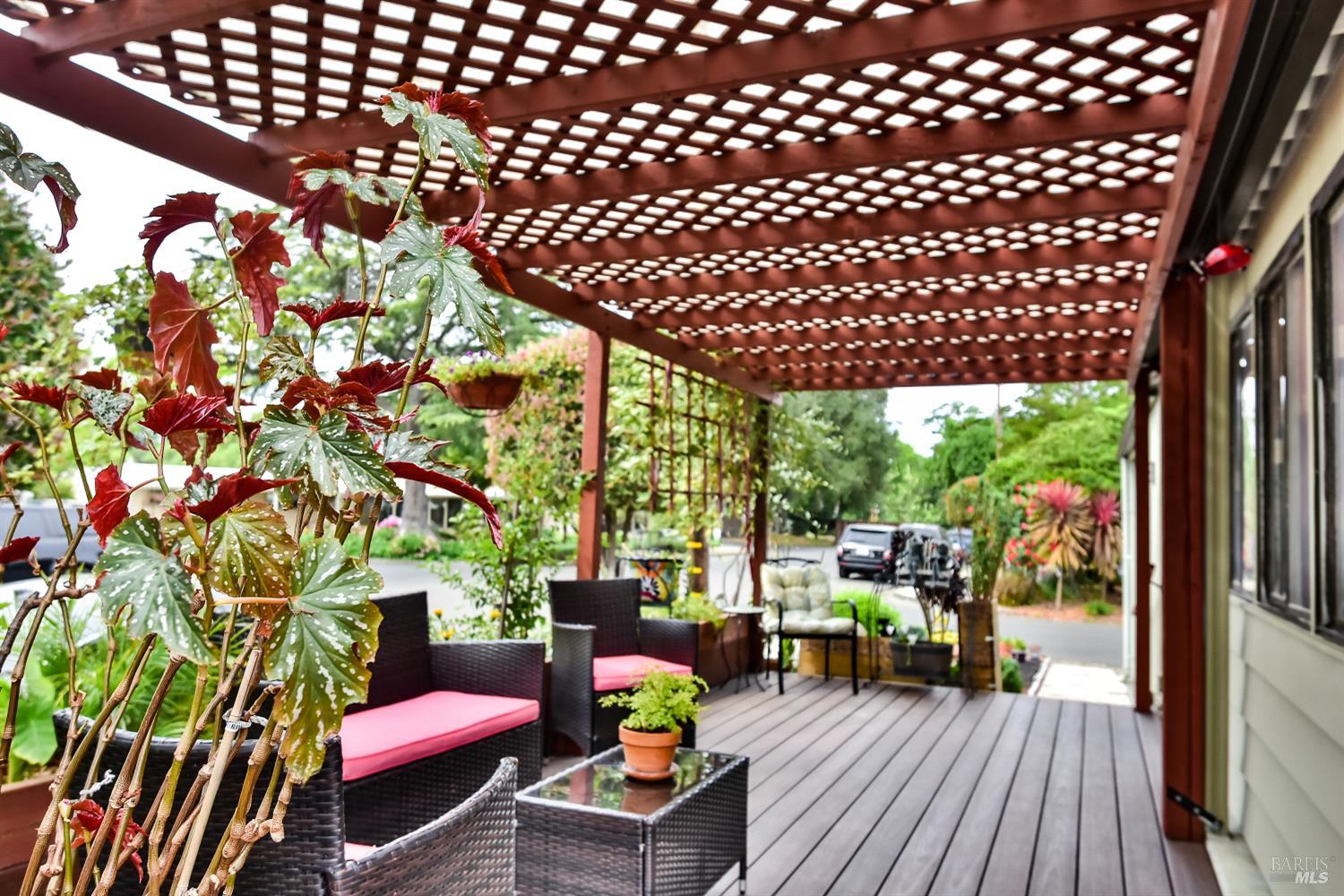 Detail Gallery Image 7 of 39 For 41 Cuernavaca Dr, Sonoma,  CA 95476 - 2 Beds | 2 Baths