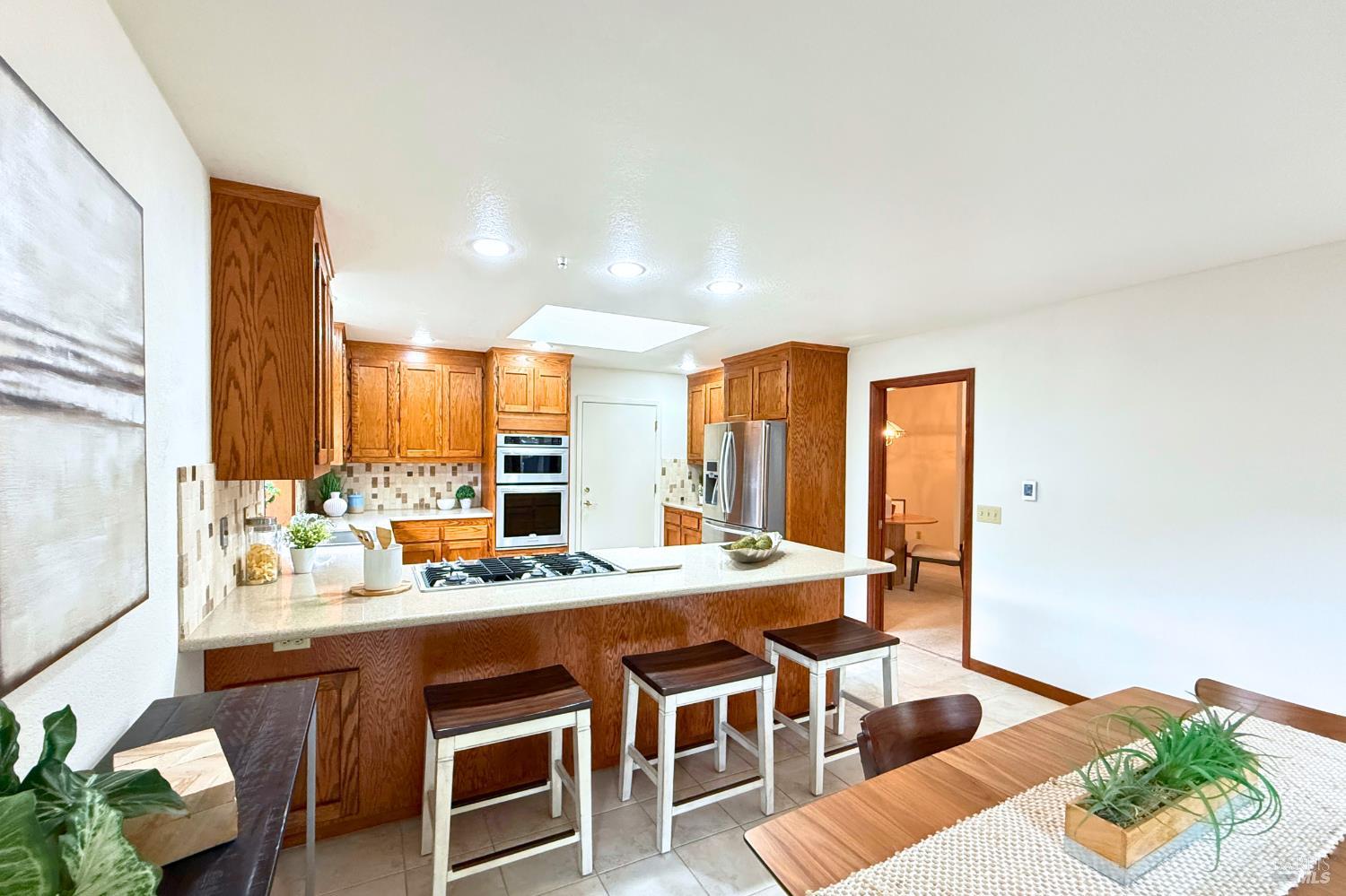 Detail Gallery Image 7 of 15 For 665 4th St, Sonoma,  CA 95476 - 3 Beds | 2 Baths