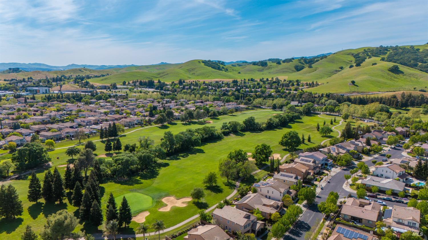 Detail Gallery Image 2 of 56 For 4539 Avondale Cir, Fairfield,  CA 94533 - 3 Beds | 2 Baths