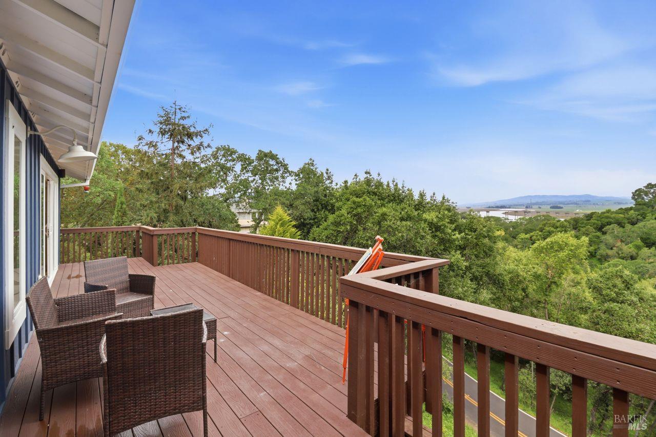 Detail Gallery Image 39 of 46 For 54 Manzanita Ave, Novato,  CA 94945 - 3 Beds | 2 Baths