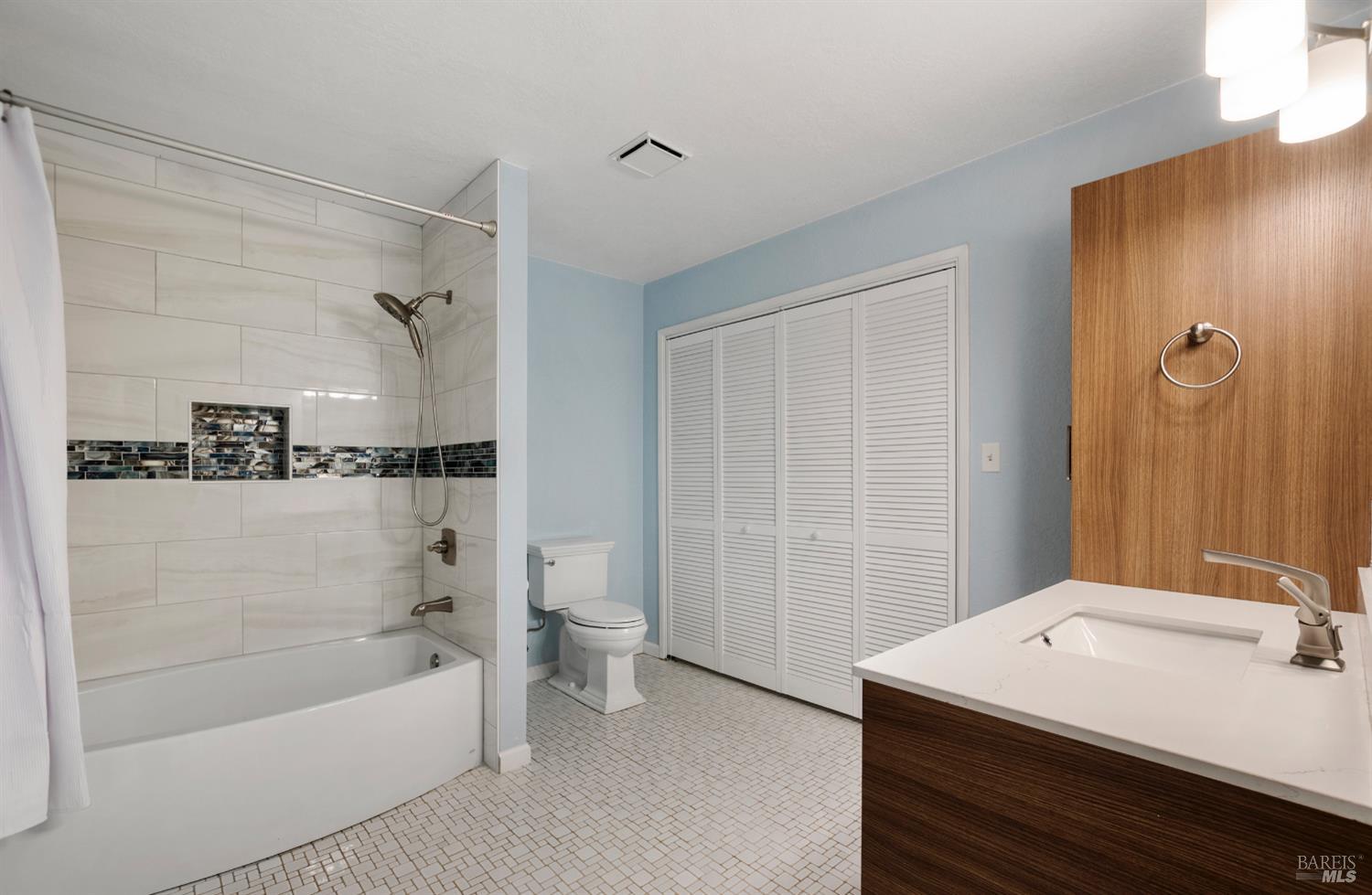 Detail Gallery Image 18 of 54 For 6 Blackwood Ct, Napa,  CA 94558 - 3 Beds | 2 Baths