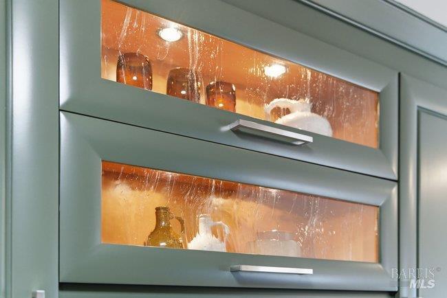 Detail Gallery Image 21 of 50 For 10 Catalpa Ave #7,  Mill Valley,  CA 94941 - 2 Beds | 1 Baths