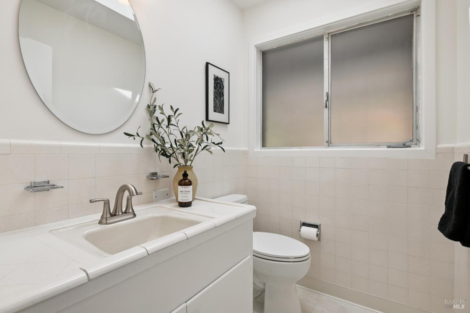 Detail Gallery Image 31 of 48 For 290 Stuyvesant Dr, San Anselmo,  CA 94960 - 4 Beds | 2/1 Baths