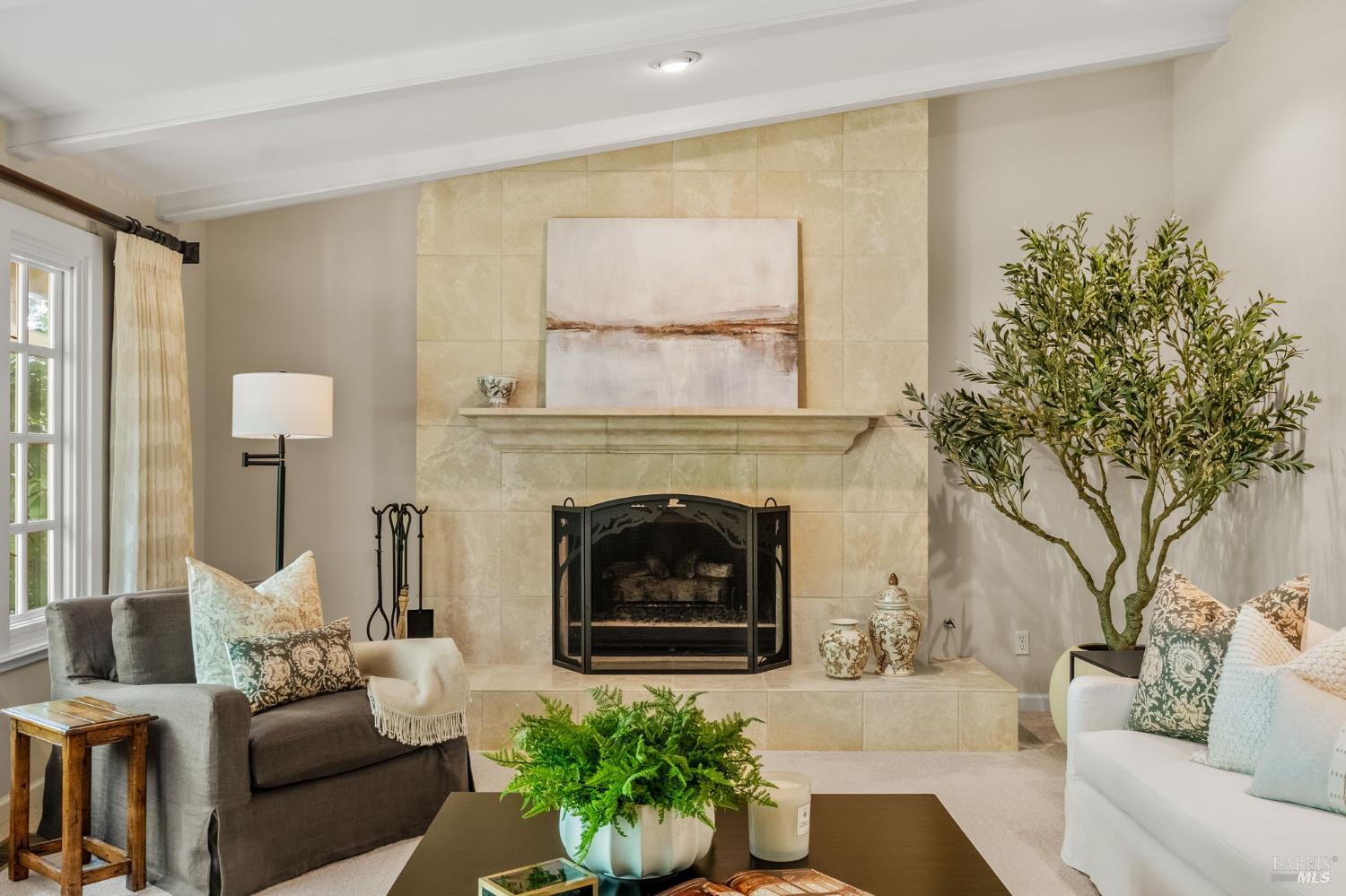 Detail Gallery Image 8 of 67 For 1670 Cabernet Ln, Saint Helena,  CA 94574 - 5 Beds | 5/1 Baths