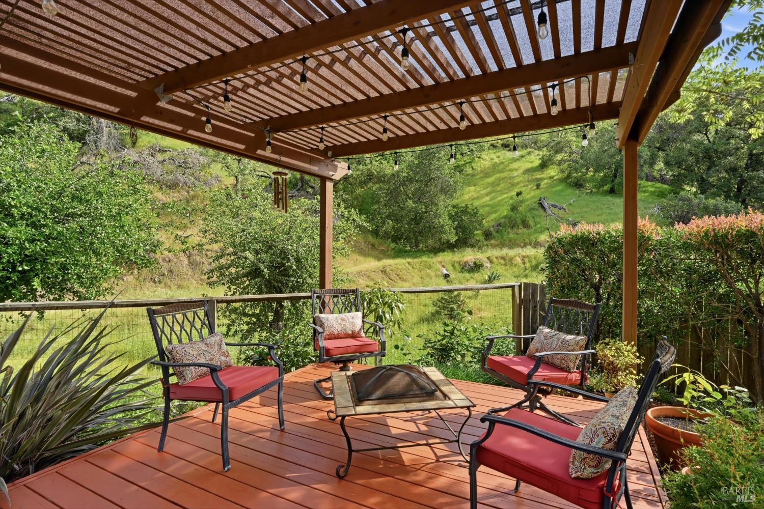 Detail Gallery Image 27 of 58 For 321 Portofino Way, Cloverdale,  CA 95425 - 4 Beds | 3 Baths