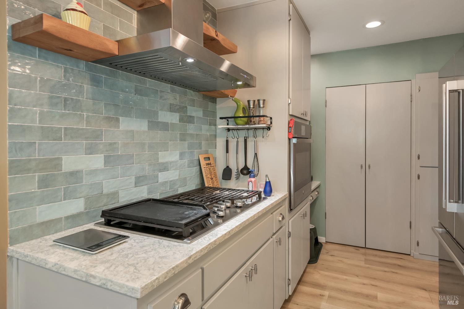 Detail Gallery Image 13 of 33 For 1250 Mission Dr, Sonoma,  CA 95476 - 3 Beds | 2 Baths