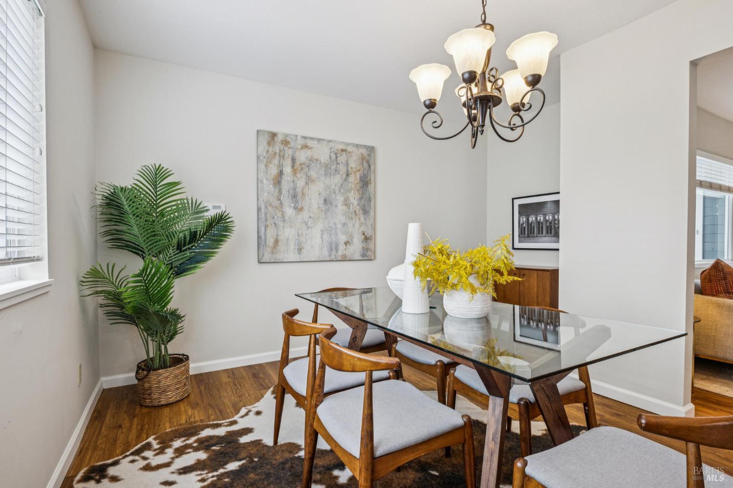 Detail Gallery Image 18 of 43 For 35 San Pablo Ave, San Rafael,  CA 94903 - 3 Beds | 2 Baths