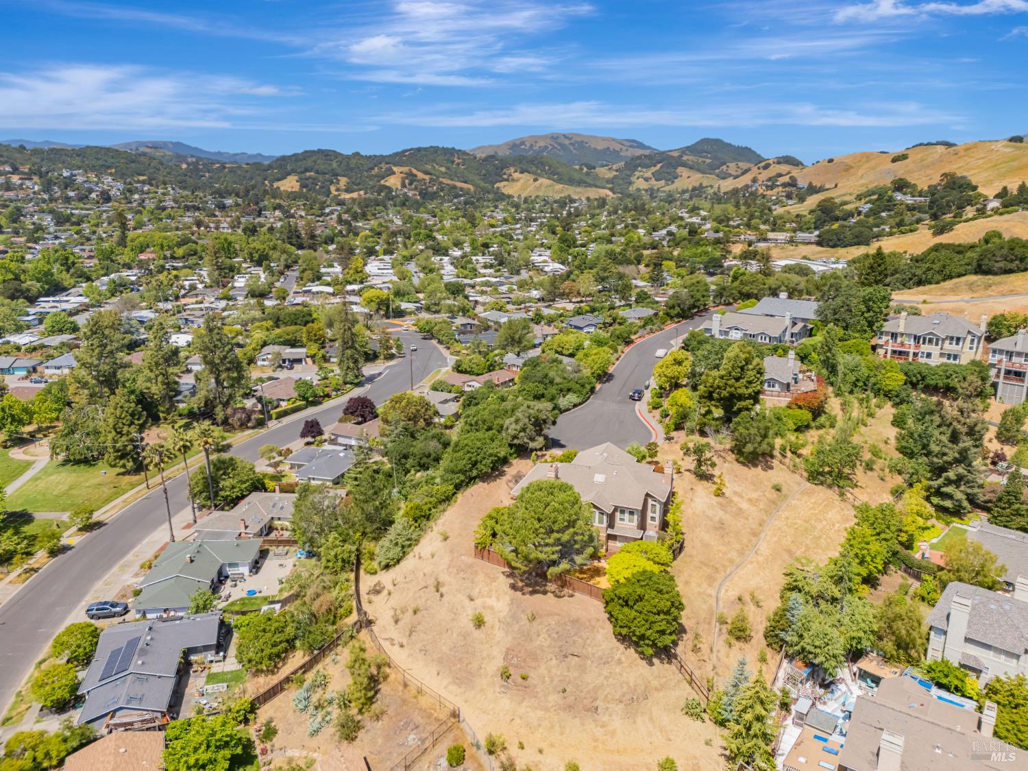 Detail Gallery Image 37 of 40 For 359 Orchid Dr, San Rafael,  CA 94903 - 4 Beds | 2/1 Baths
