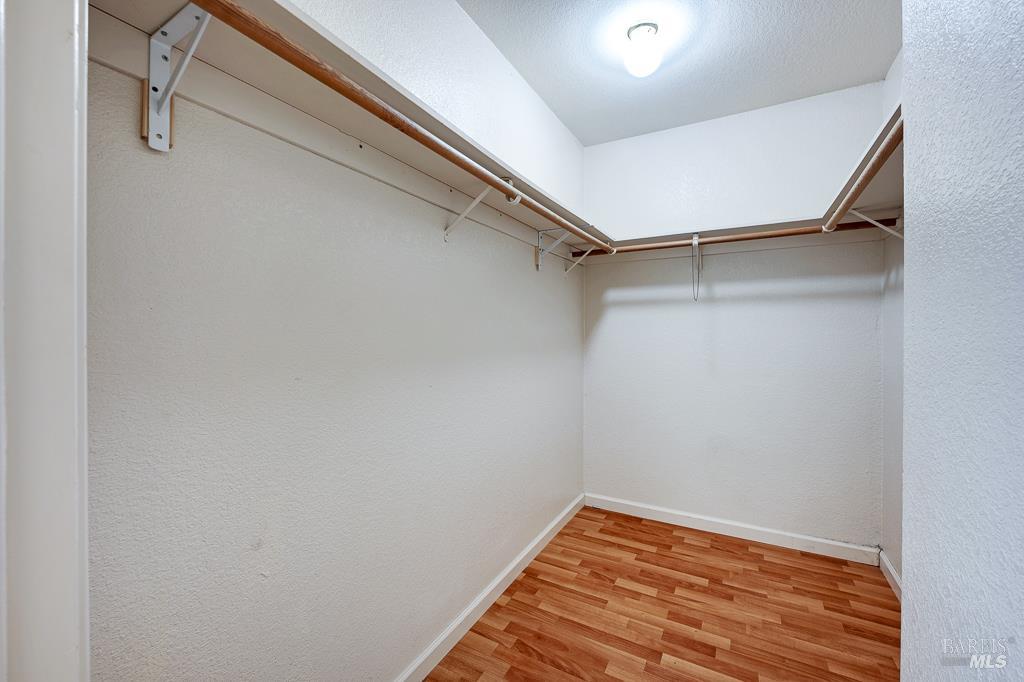 Detail Gallery Image 20 of 34 For 1924 Gambels Way, Santa Rosa,  CA 95403 - 4 Beds | 2/1 Baths