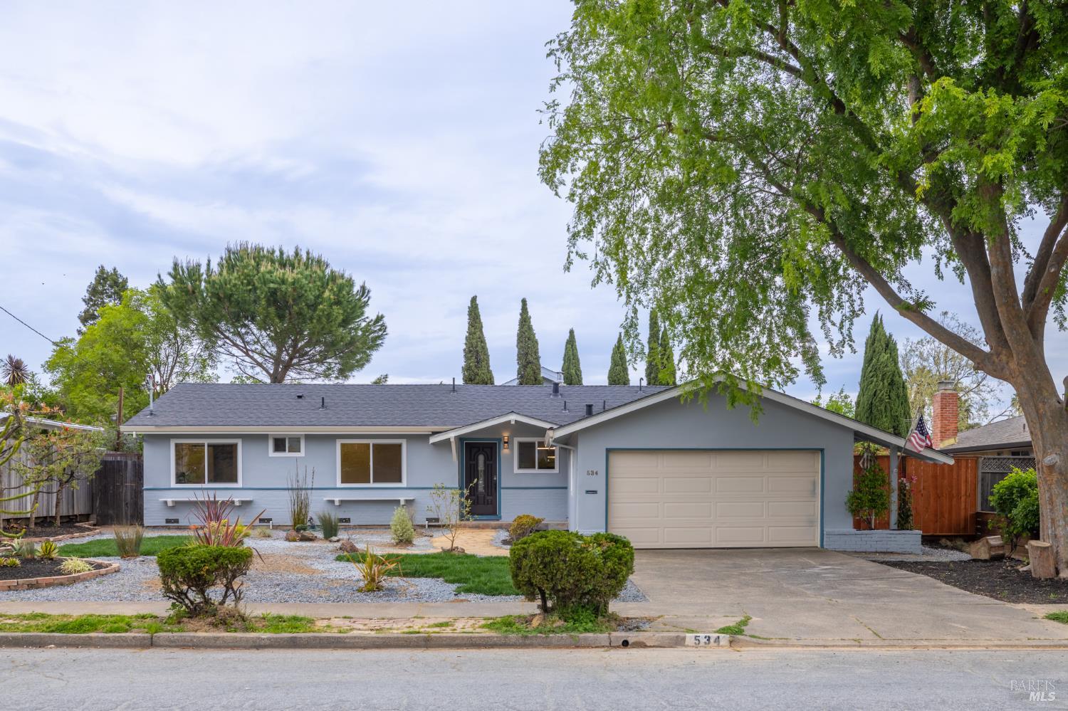 Front Image Thumbnail for BA326027249