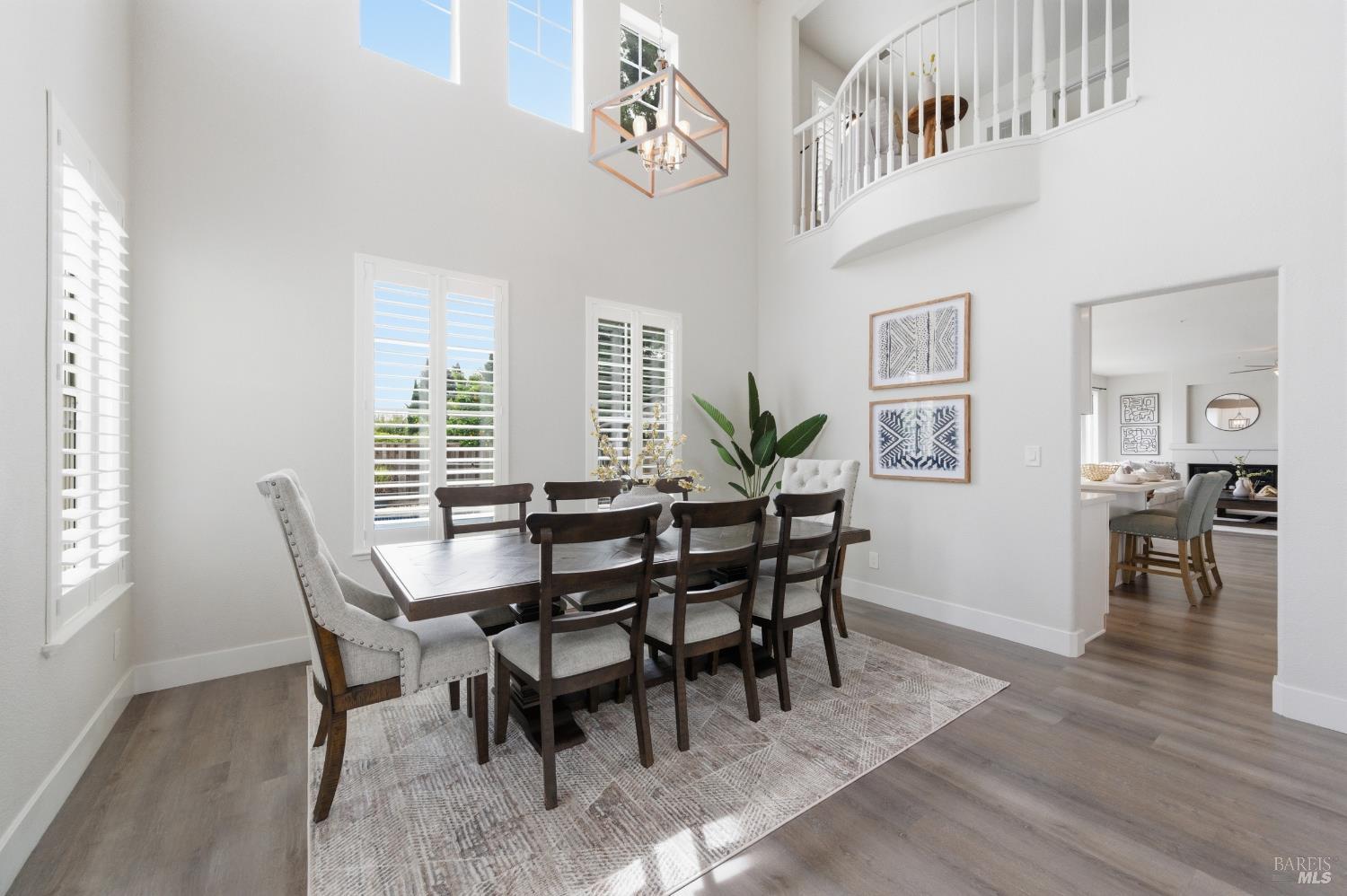 Detail Gallery Image 8 of 51 For 5226 Pavilion Ct, Fairfield,  CA 94534 - 5 Beds | 3/1 Baths