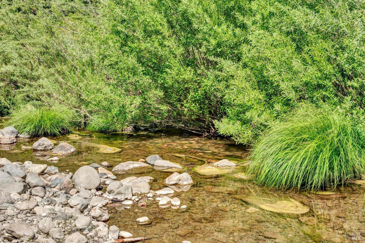 Detail Gallery Image 30 of 38 For 22550 Shady Grove Rd, Middletown,  CA 95461 - 2 Beds | 1 Baths