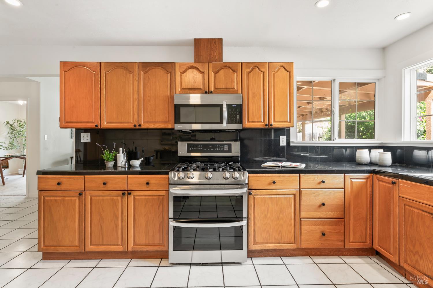 Detail Gallery Image 24 of 29 For 1390 Salvador Ave, Napa,  CA 94558 - 4 Beds | 2 Baths