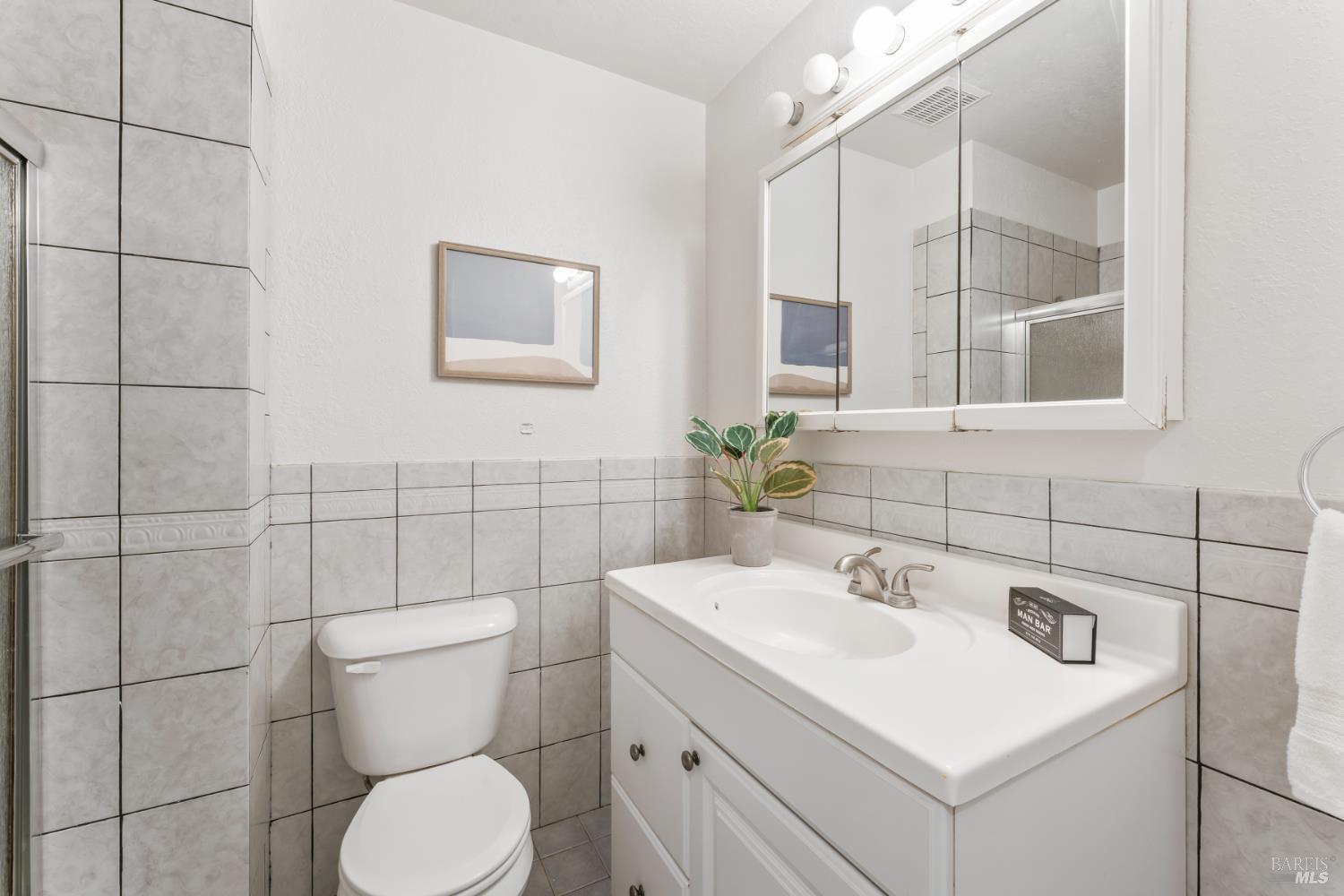 Detail Gallery Image 11 of 29 For 1390 Salvador Ave, Napa,  CA 94558 - 4 Beds | 2 Baths