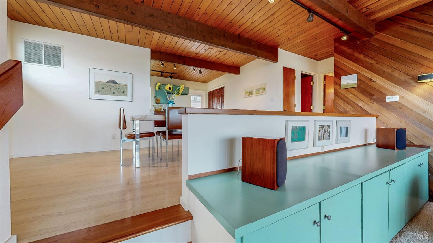 Detail Gallery Image 26 of 56 For 41 Cliff St, Dillon Beach,  CA 94929 - 2 Beds | 1 Baths