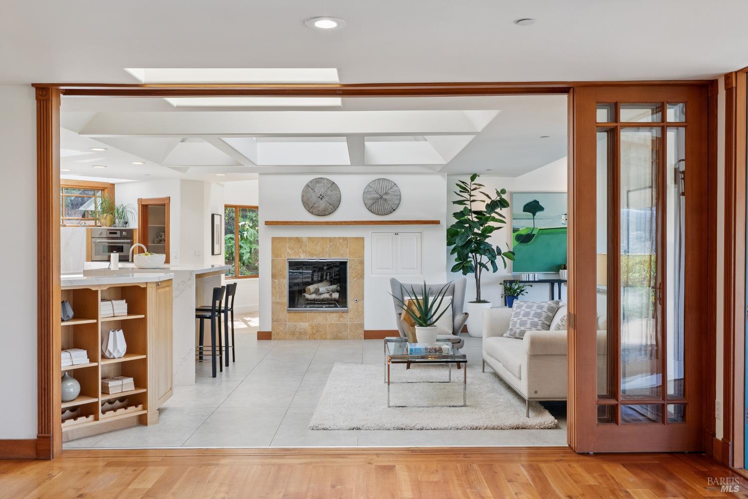 Detail Gallery Image 21 of 68 For 176 Highland Ave, San Rafael,  CA 94901 - 5 Beds | 5/1 Baths