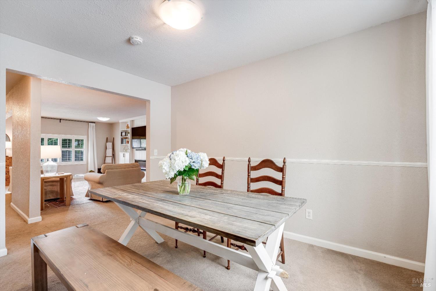 Detail Gallery Image 23 of 79 For 525 Oak Lake Ave, Santa Rosa,  CA 95409 - 5 Beds | 3 Baths