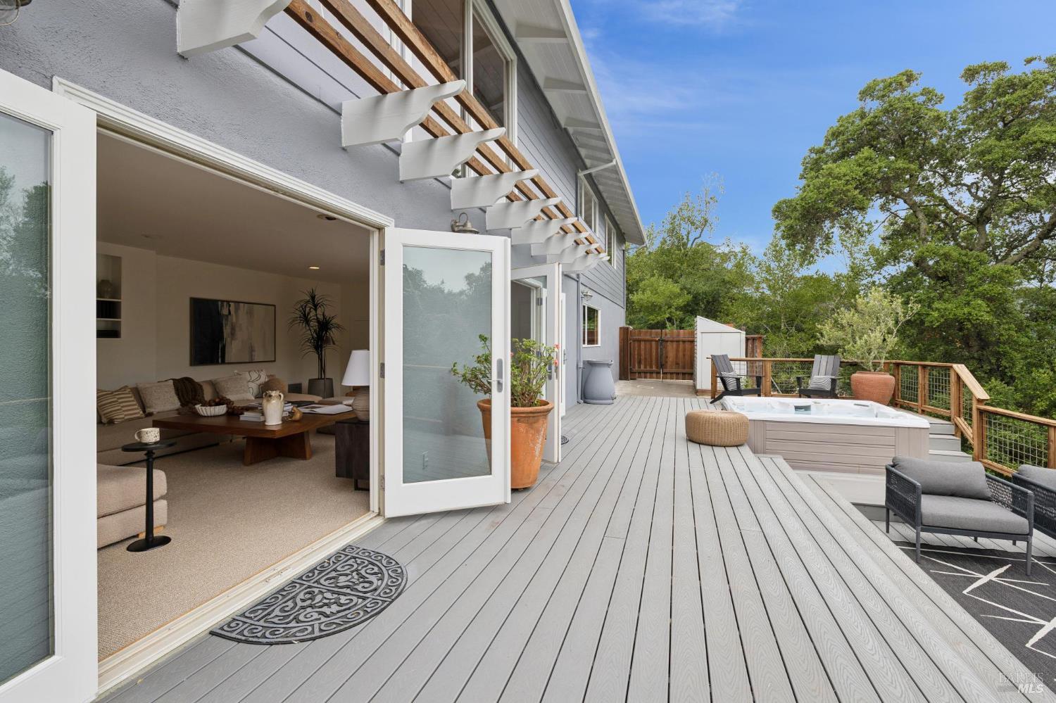 Detail Gallery Image 38 of 48 For 290 Stuyvesant Dr, San Anselmo,  CA 94960 - 4 Beds | 2/1 Baths