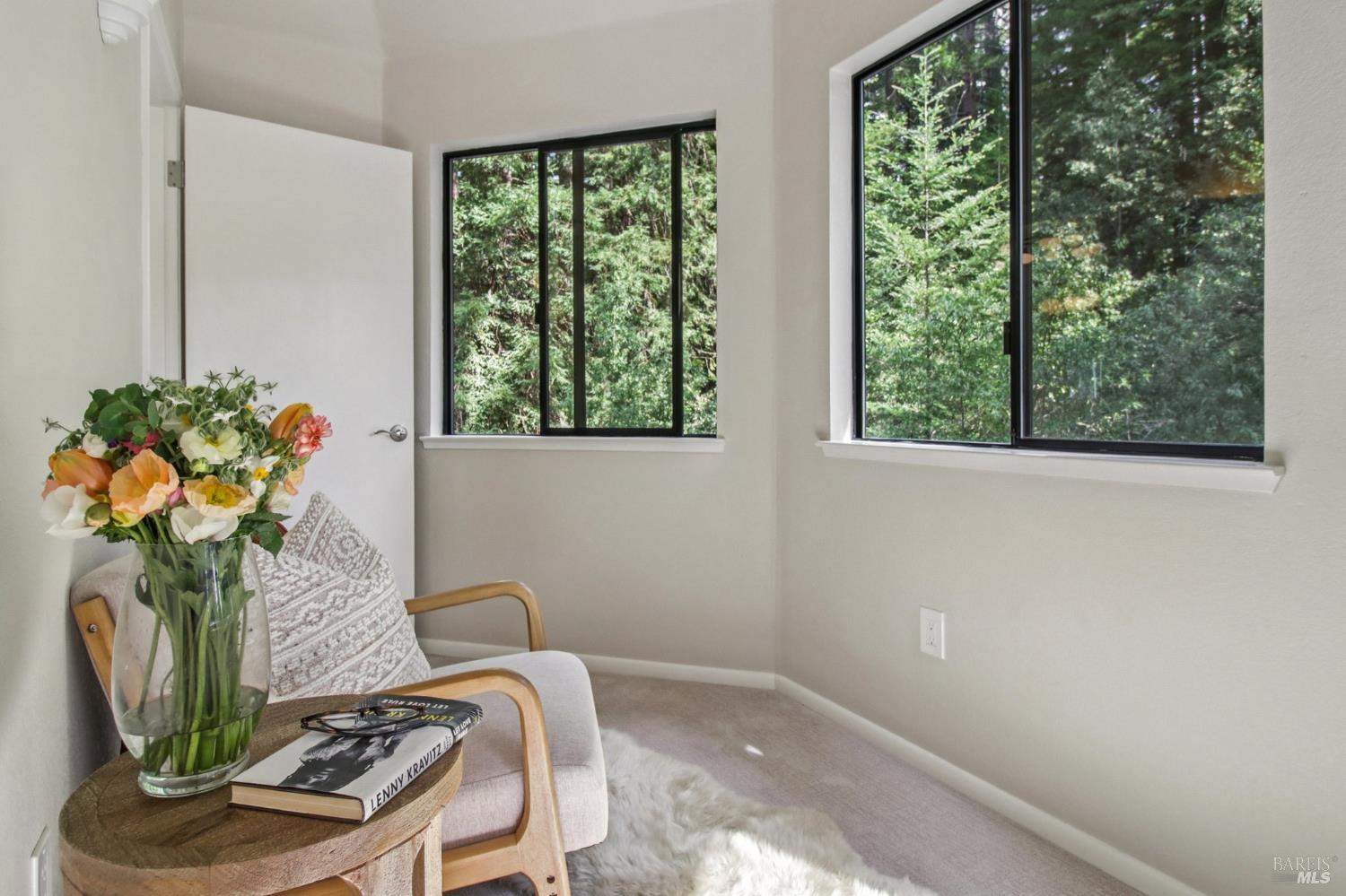 Detail Gallery Image 36 of 53 For 12480 Fiori Ln, Sebastopol,  CA 95472 - 3 Beds | 2/1 Baths