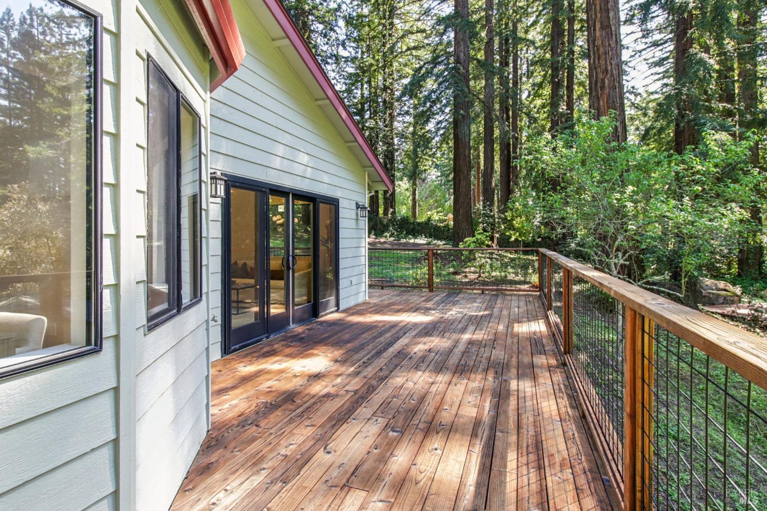 Detail Gallery Image 17 of 53 For 12480 Fiori Ln, Sebastopol,  CA 95472 - 3 Beds | 2/1 Baths