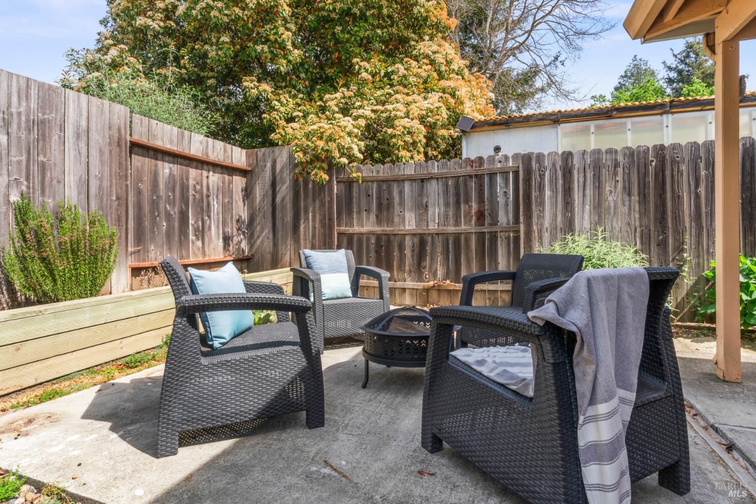 Detail Gallery Image 27 of 29 For 1390 Salvador Ave, Napa,  CA 94558 - 4 Beds | 2 Baths