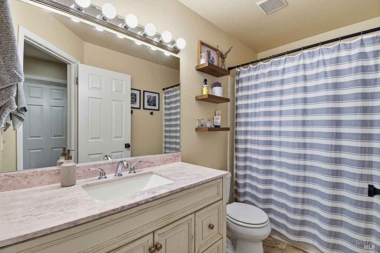 Detail Gallery Image 28 of 38 For 8270 Honor Pl, Cotati,  CA 94931 - 4 Beds | 2/1 Baths
