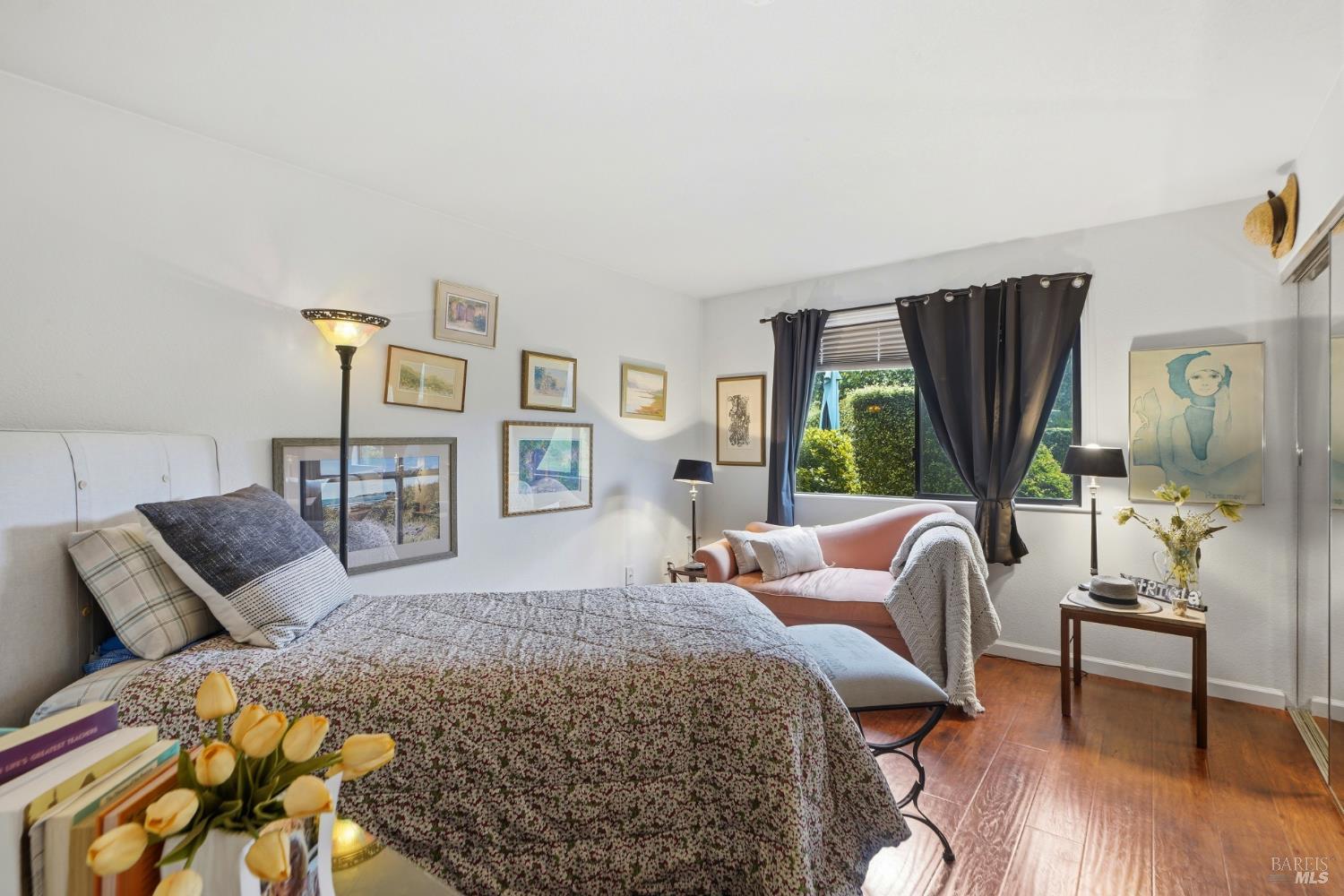 Detail Gallery Image 15 of 28 For 32 Dockside Cir, San Rafael,  CA 94903 - 2 Beds | 1 Baths