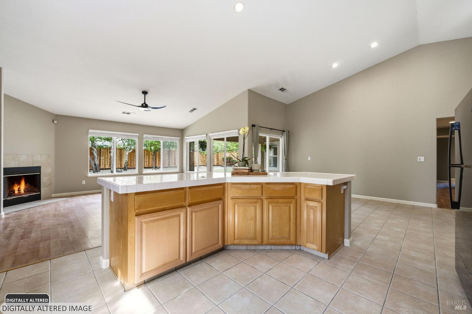 Detail Gallery Image 16 of 78 For 715 Antiquity Dr, Fairfield,  CA 94534 - 5 Beds | 2 Baths
