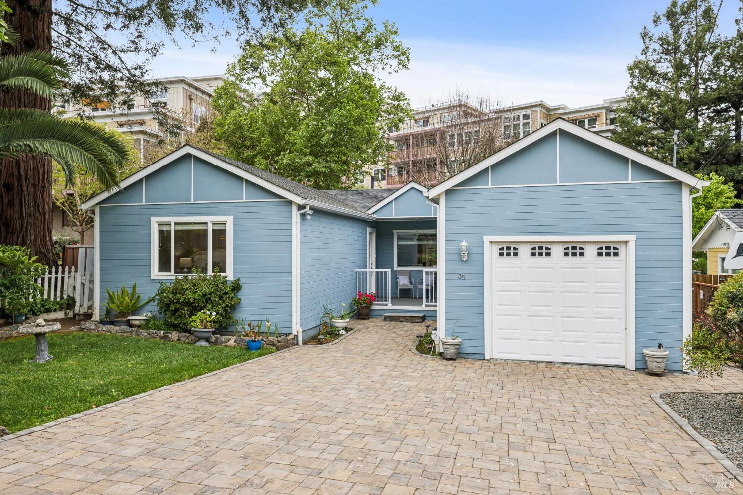 Front Image Thumbnail for BA326026581