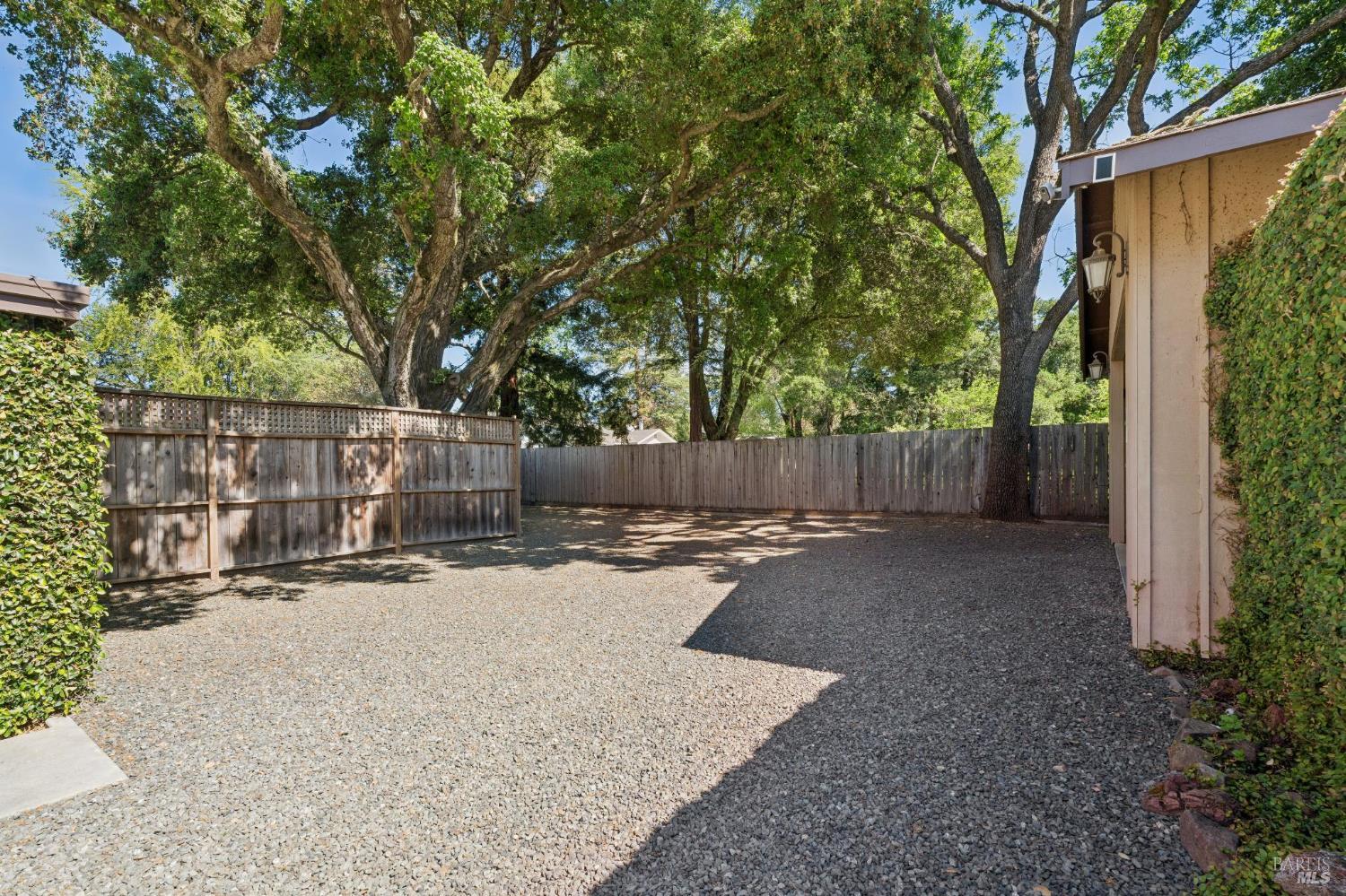 Detail Gallery Image 67 of 71 For 1021 Rose Dr, Napa,  CA 94558 - 4 Beds | 4 Baths