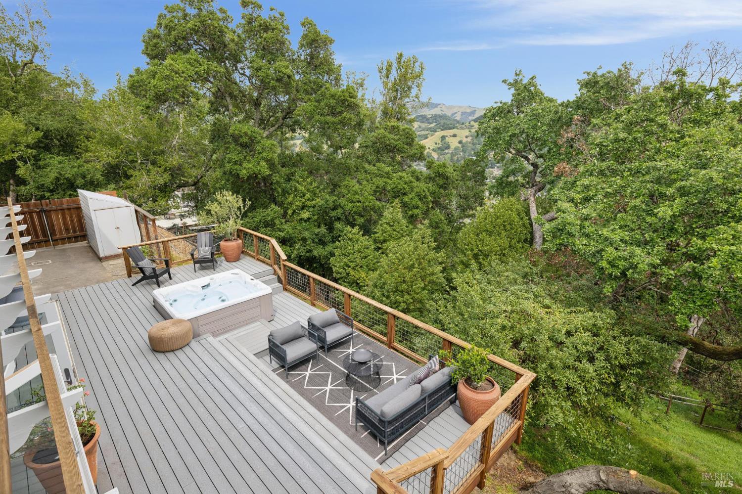 Detail Gallery Image 22 of 48 For 290 Stuyvesant Dr, San Anselmo,  CA 94960 - 4 Beds | 2/1 Baths