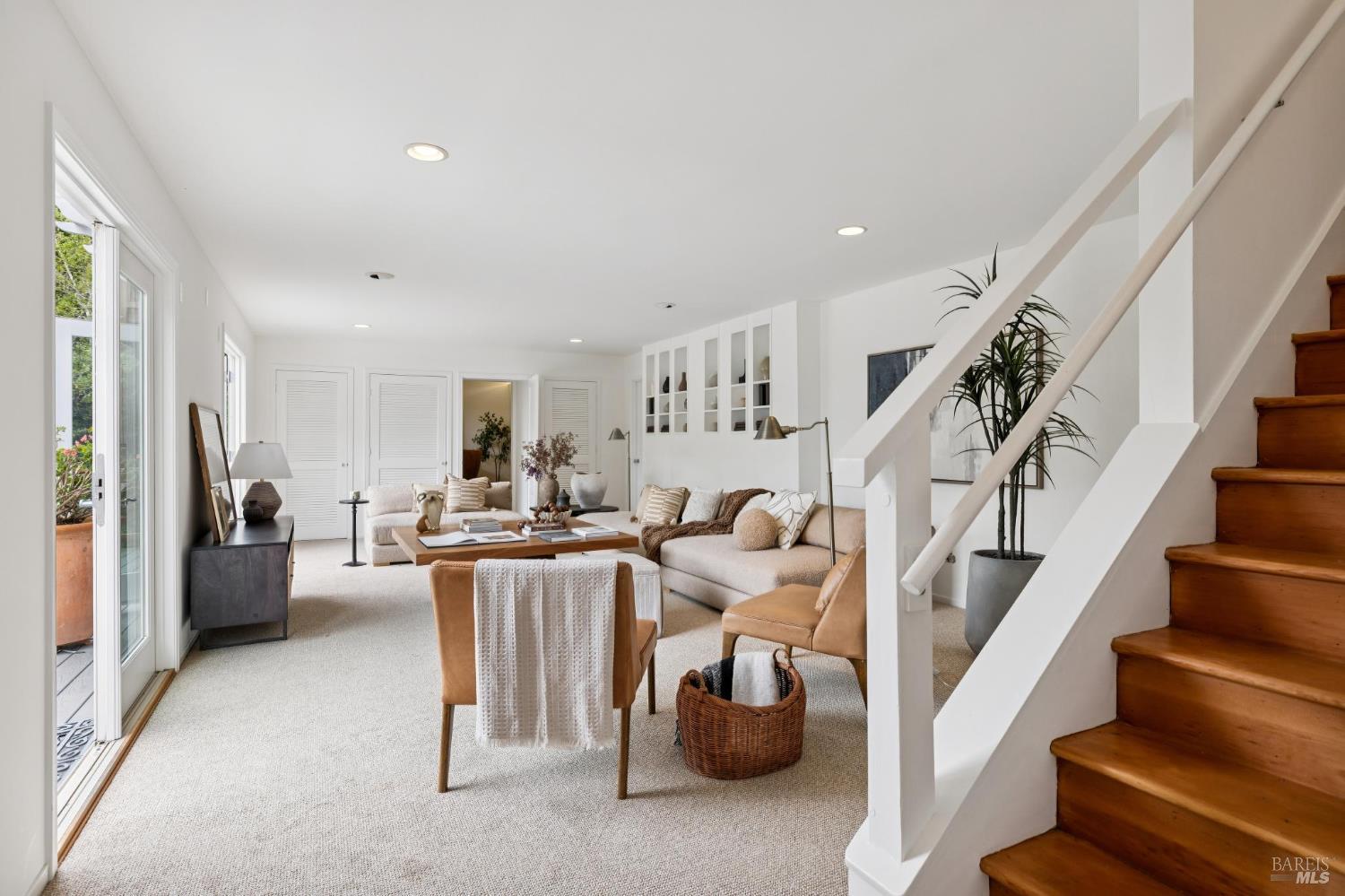 Detail Gallery Image 32 of 48 For 290 Stuyvesant Dr, San Anselmo,  CA 94960 - 4 Beds | 2/1 Baths