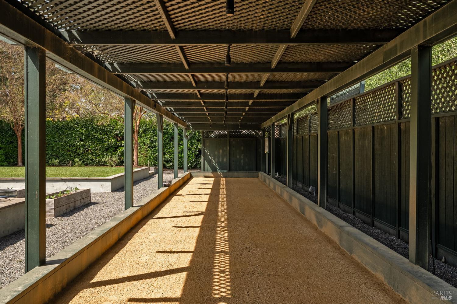 Detail Gallery Image 63 of 67 For 1670 Cabernet Ln, Saint Helena,  CA 94574 - 5 Beds | 5/1 Baths