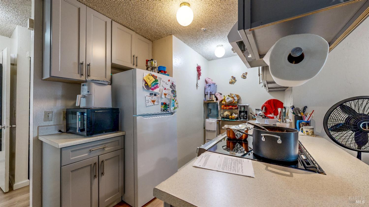 Detail Gallery Image 17 of 25 For 2336 Heidi Pl,  Santa Rosa,  CA 95403 - – Beds | – Baths