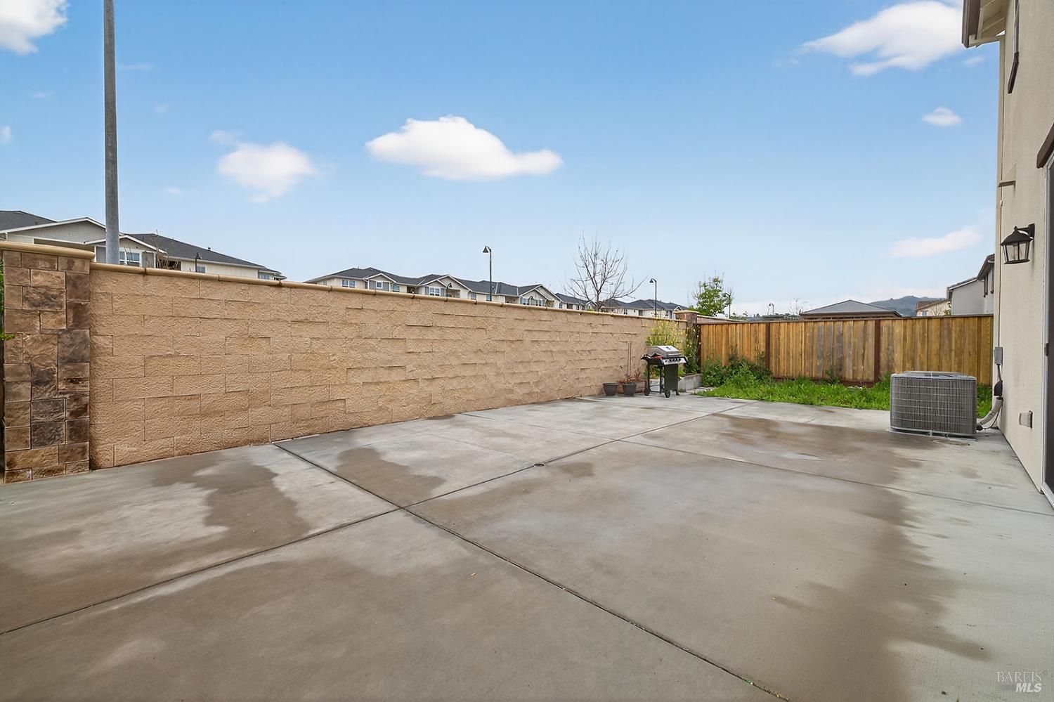 Detail Gallery Image 27 of 31 For 6042 Oxford Pl, Rohnert Park,  CA 94928 - 4 Beds | 2/1 Baths