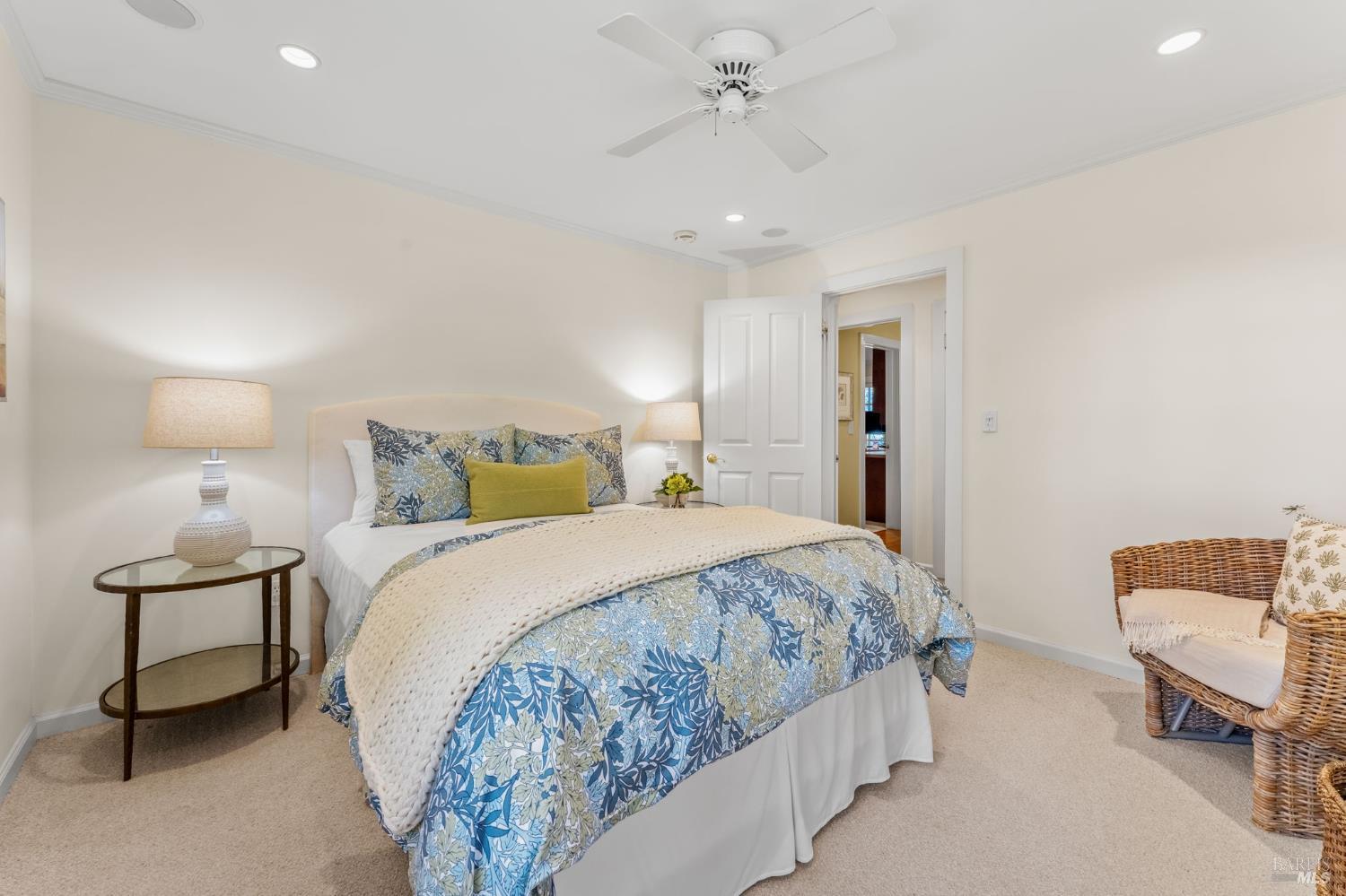 Detail Gallery Image 34 of 67 For 1670 Cabernet Ln, Saint Helena,  CA 94574 - 5 Beds | 5/1 Baths