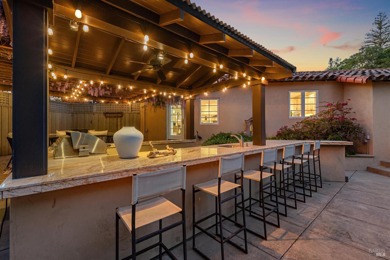 Detail Gallery Image 34 of 71 For 1021 Rose Dr, Napa,  CA 94558 - 4 Beds | 4 Baths