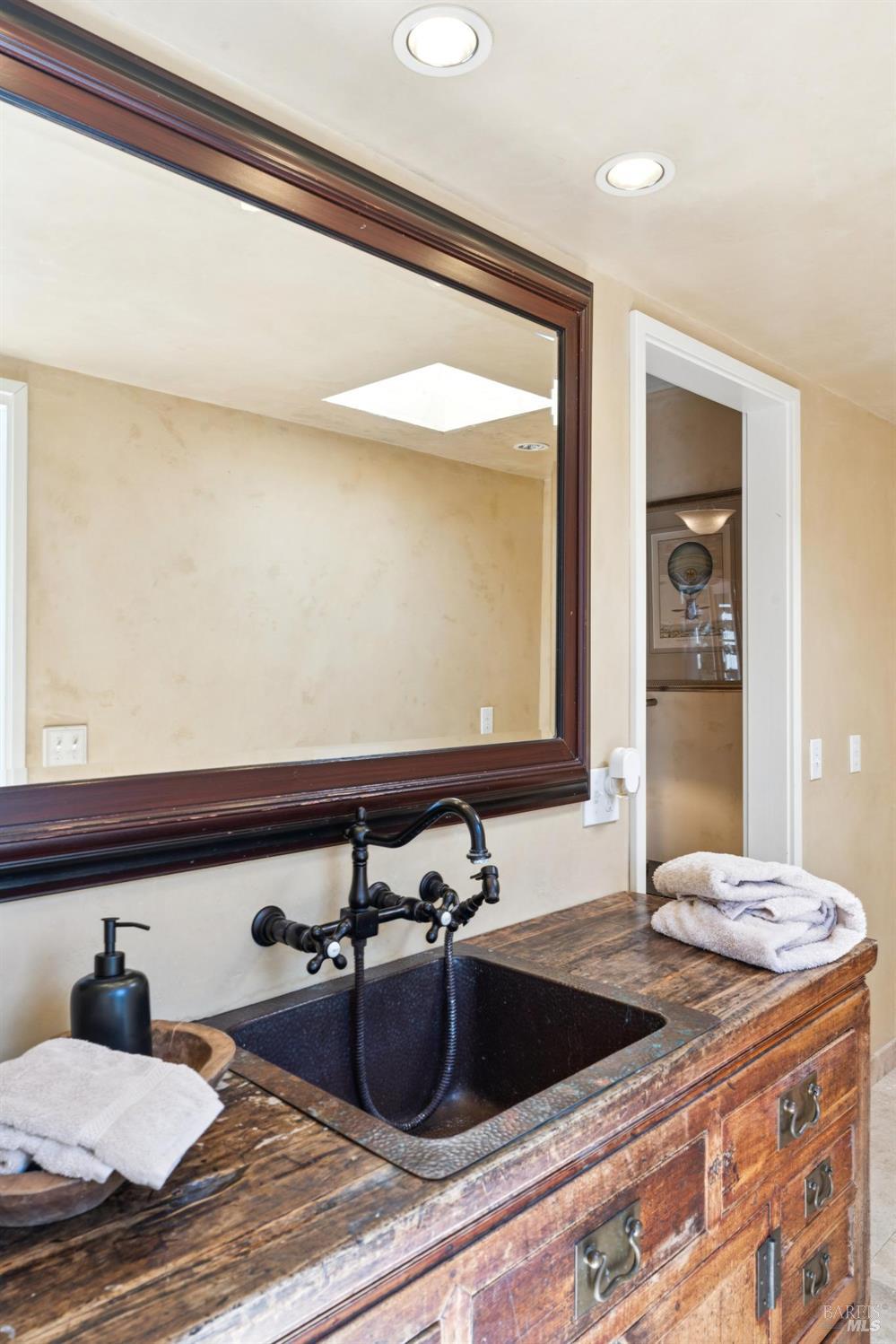 Detail Gallery Image 58 of 71 For 1021 Rose Dr, Napa,  CA 94558 - 4 Beds | 4 Baths