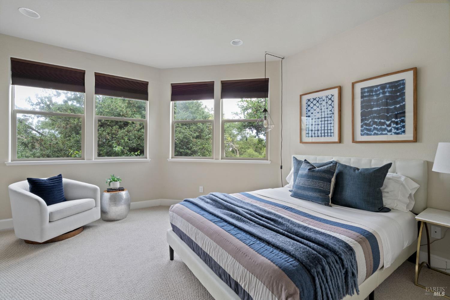 Detail Gallery Image 31 of 36 For 11 Edgehill Way, San Rafael,  CA 94903 - 4 Beds | 3/1 Baths