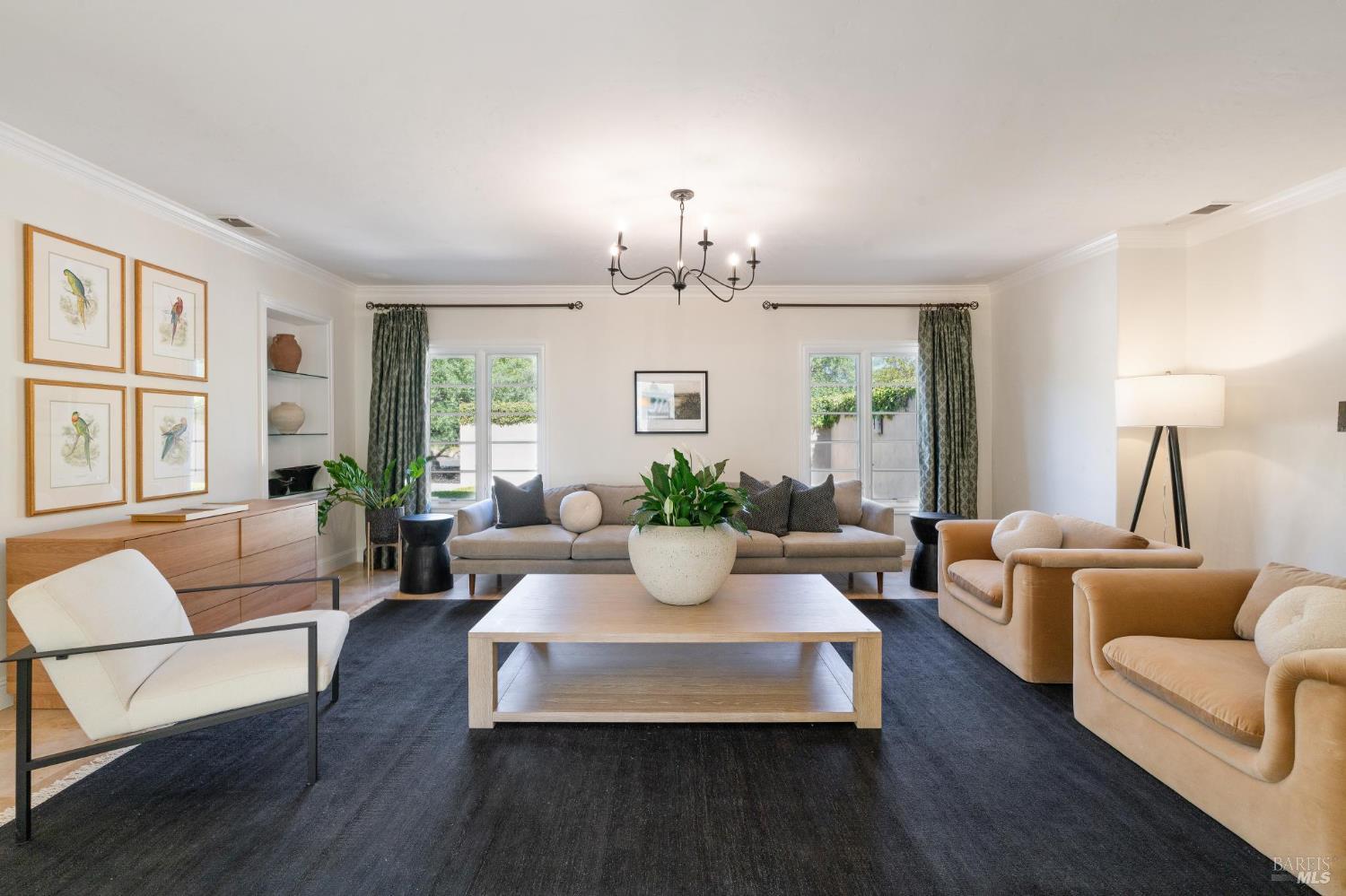 Detail Gallery Image 9 of 71 For 1021 Rose Dr, Napa,  CA 94558 - 4 Beds | 4 Baths