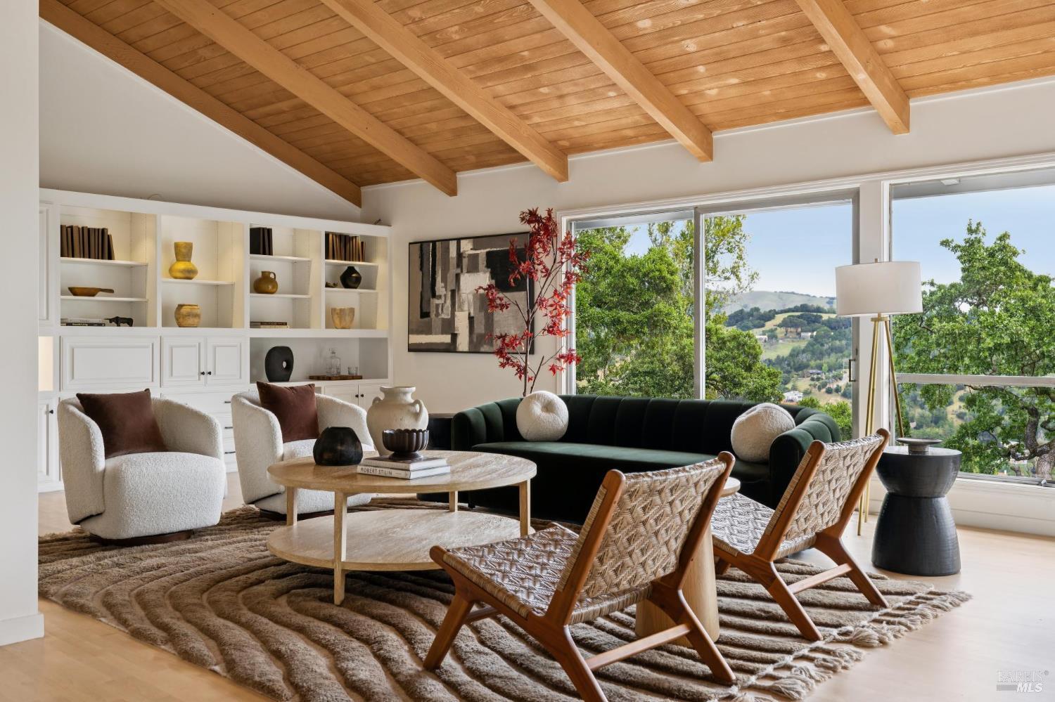 Detail Gallery Image 3 of 48 For 290 Stuyvesant Dr, San Anselmo,  CA 94960 - 4 Beds | 2/1 Baths