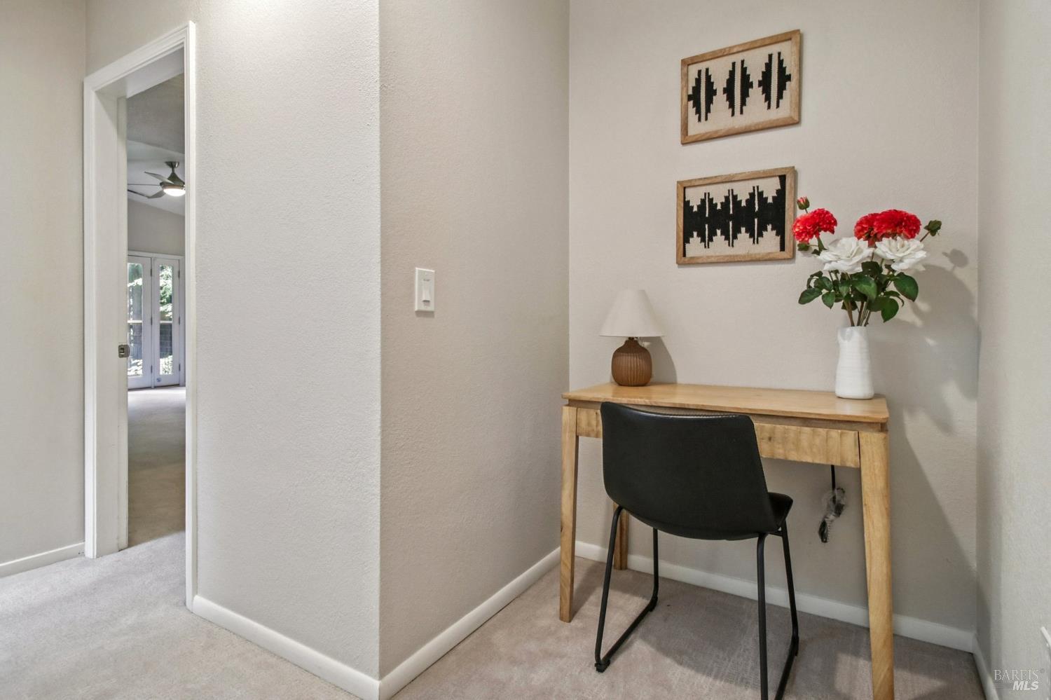 Detail Gallery Image 26 of 53 For 12480 Fiori Ln, Sebastopol,  CA 95472 - 3 Beds | 2/1 Baths