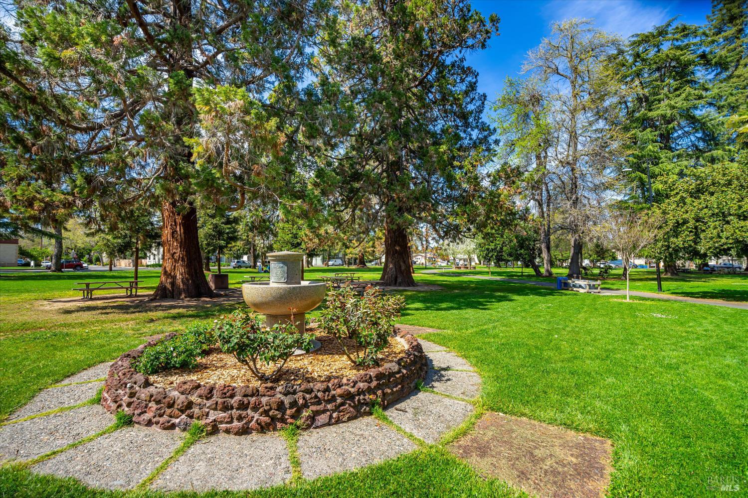 Detail Gallery Image 29 of 35 For 1304 Banks Ave, Napa,  CA 94559 - 3 Beds | 2 Baths