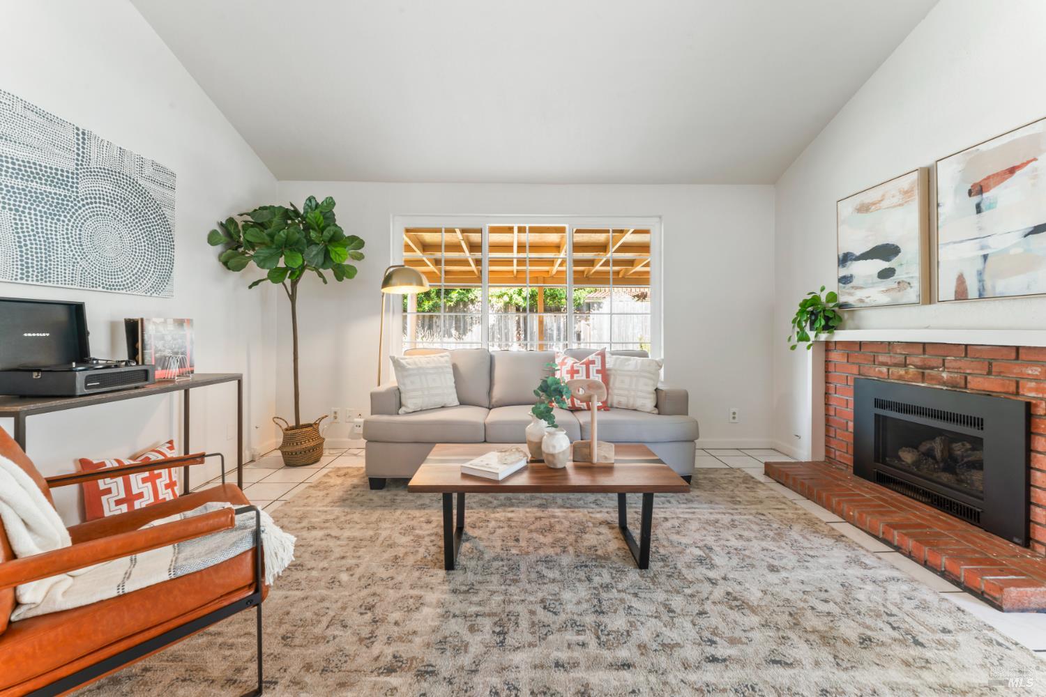 Detail Gallery Image 17 of 29 For 1390 Salvador Ave, Napa,  CA 94558 - 4 Beds | 2 Baths