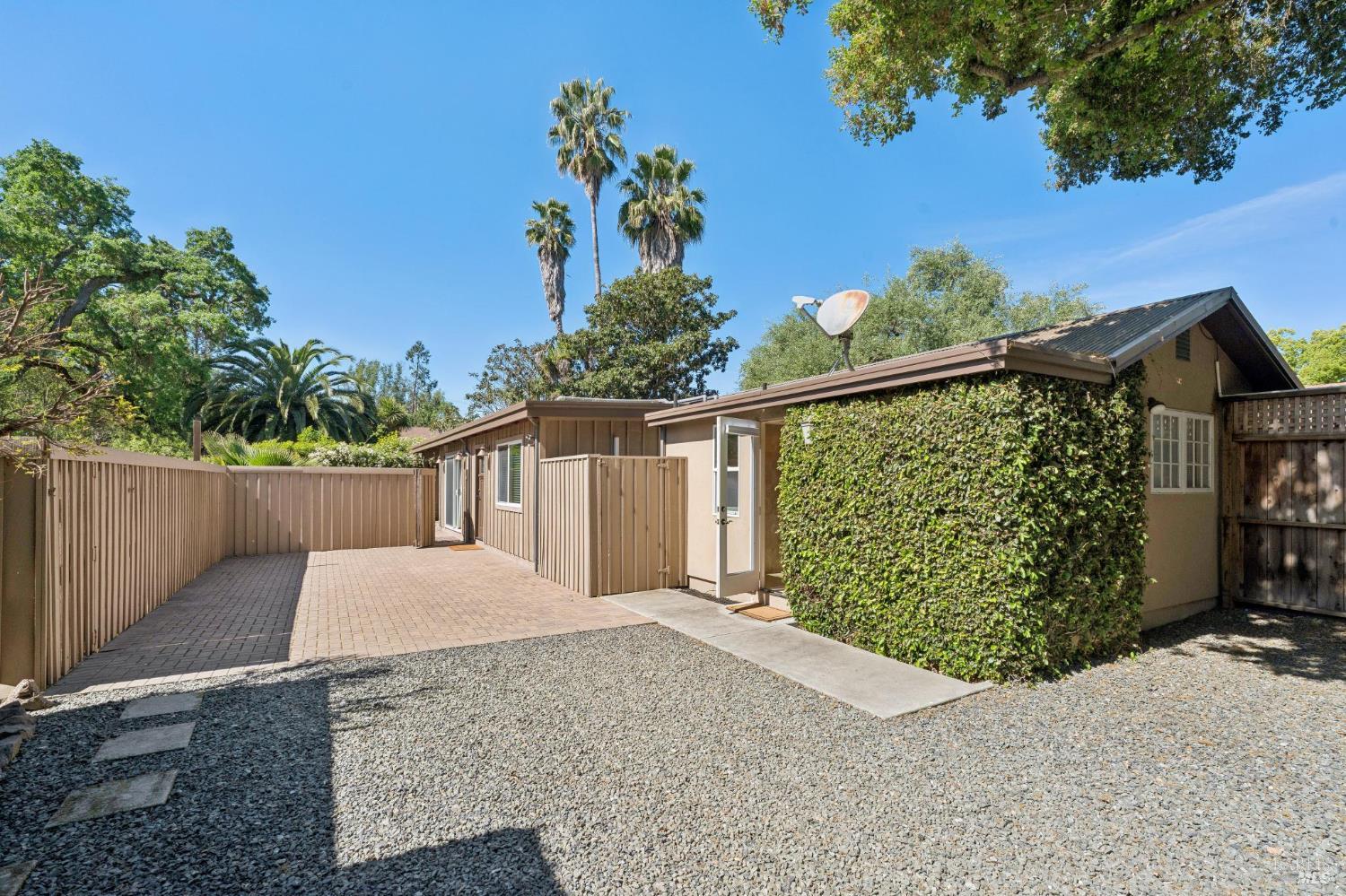 Detail Gallery Image 63 of 71 For 1021 Rose Dr, Napa,  CA 94558 - 4 Beds | 4 Baths