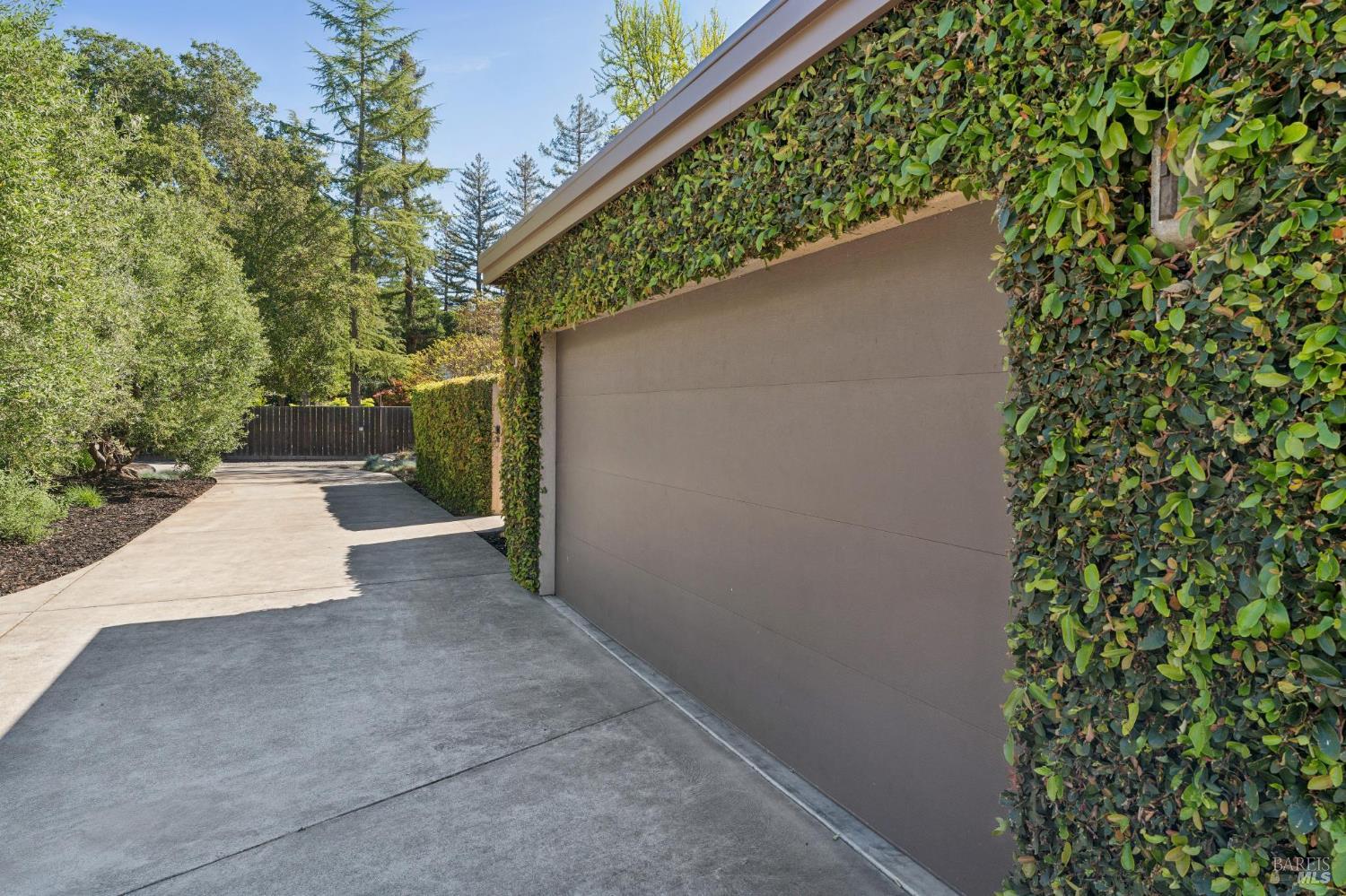 Detail Gallery Image 68 of 71 For 1021 Rose Dr, Napa,  CA 94558 - 4 Beds | 4 Baths